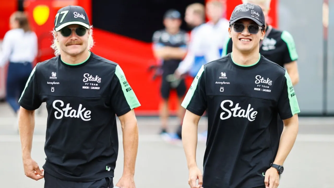 F1 Sauber Valtteri Bottas Guanyu Zhou
