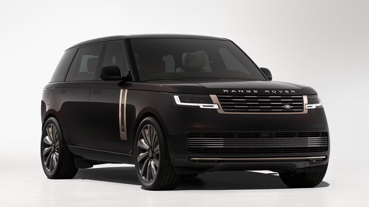 Range Rover Ranthambore Edition Front Quarter