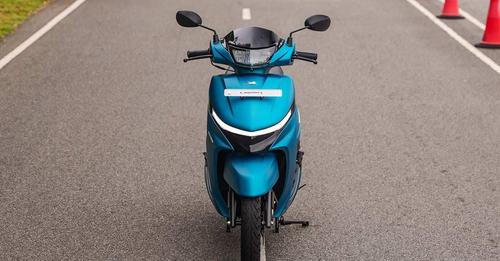 TVS Jupiter Front View