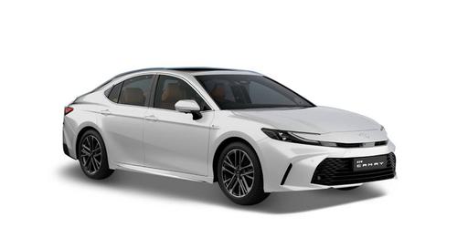 Toyota Camry Platinum White Pearl