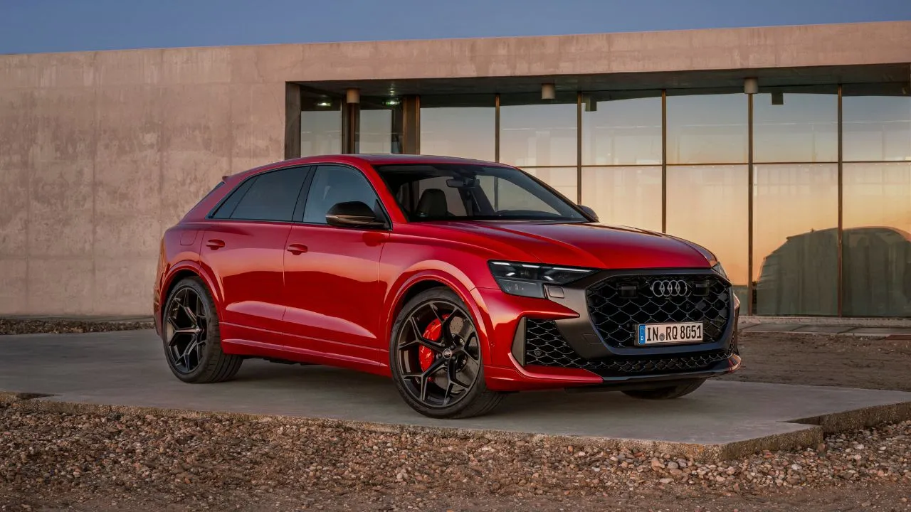 1738066337125 H23f New Audi RS Q8 Performance 