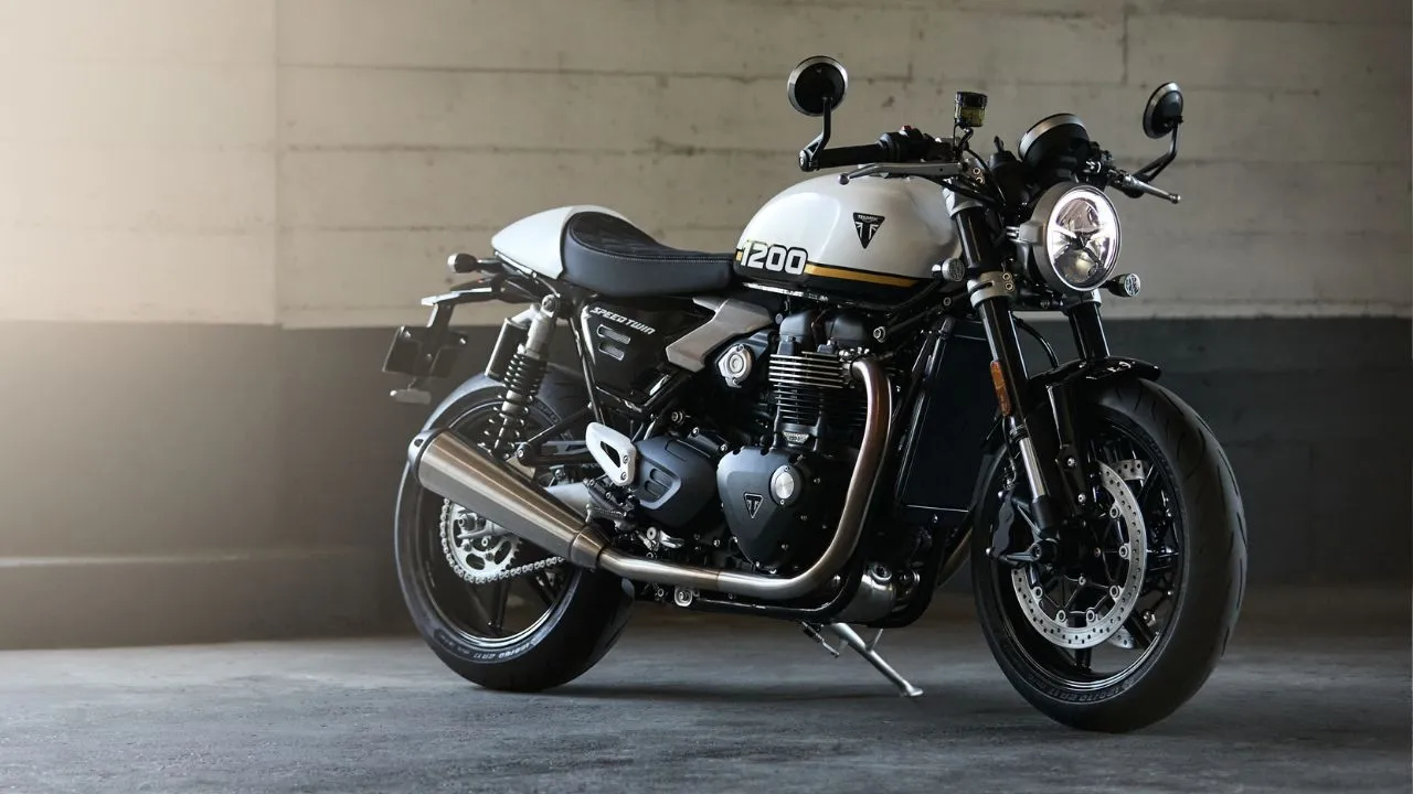 Triumph Speed 1200.jpg