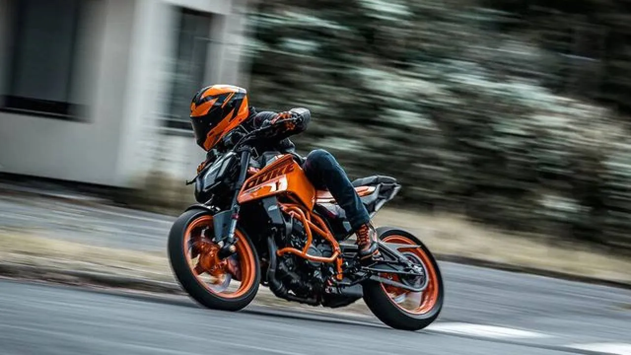 KTM-390-Duke KTM-390-Duke