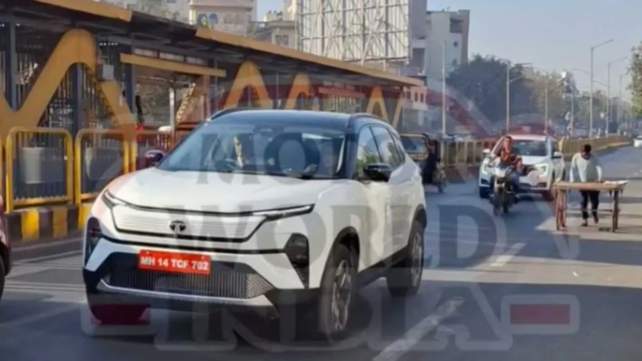 1740976579974 Uvdc Harrier Ev Spotted (F)