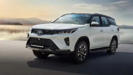Toyota Fortuner Legender - Price, Variants, Features