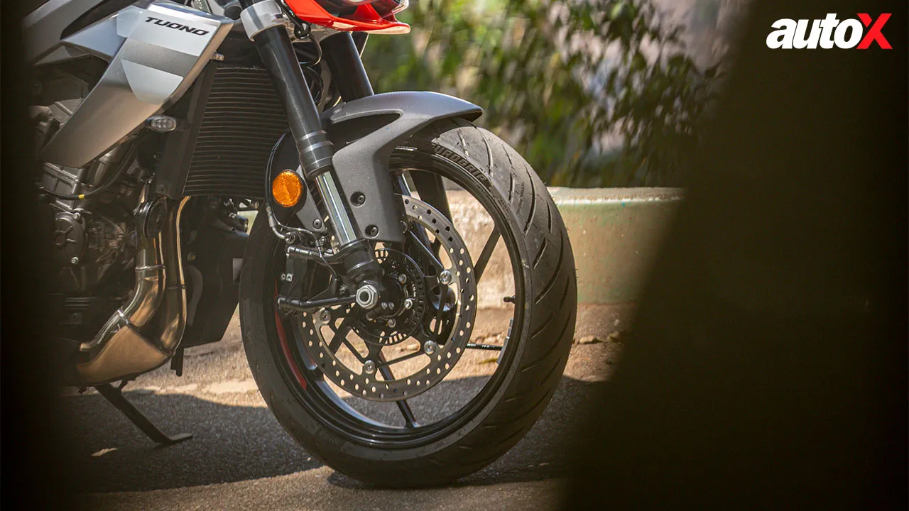 Aprilia Tuono 457-alloy-wheel.jpg