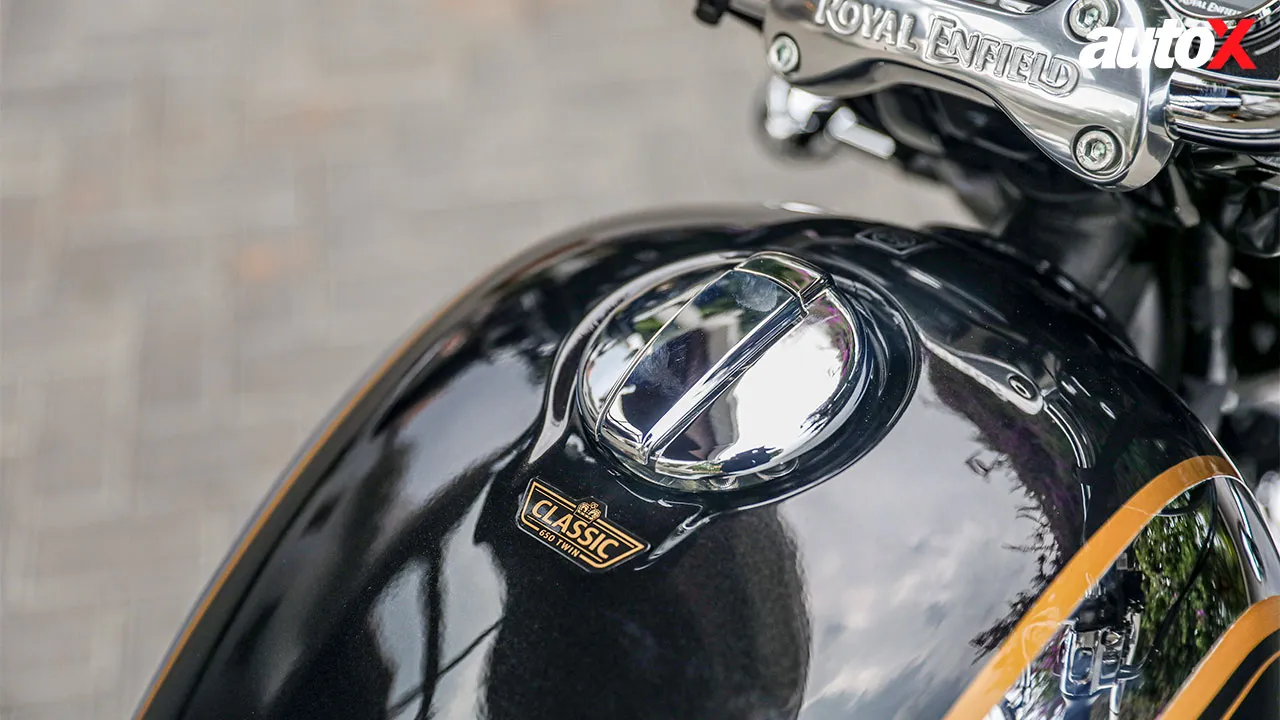 Royal Enfield Classic 650-Fuel-Tank.jpg