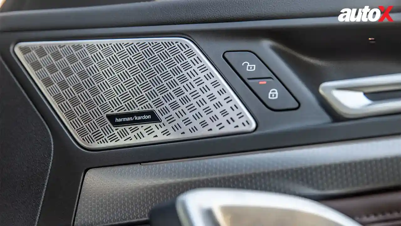 BMW iX1-Power-Window-Switches.jpg