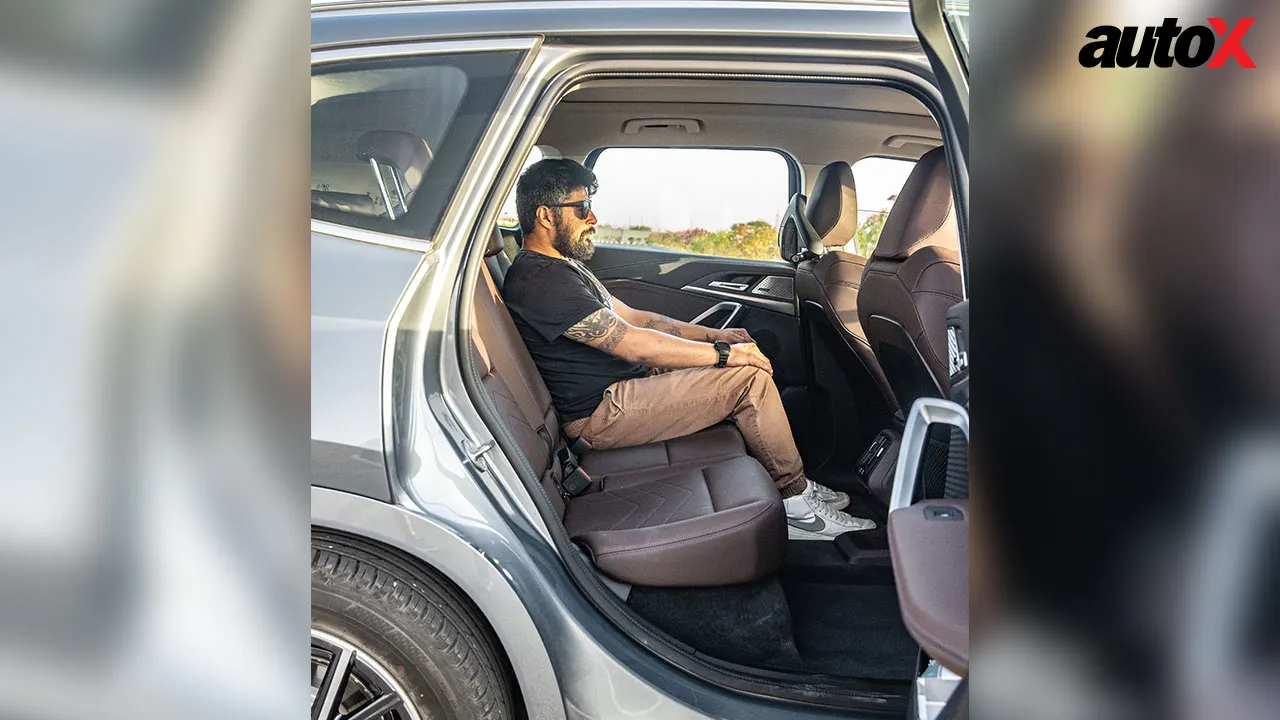 BMW iX1-Rear-Seat-Space.jpg