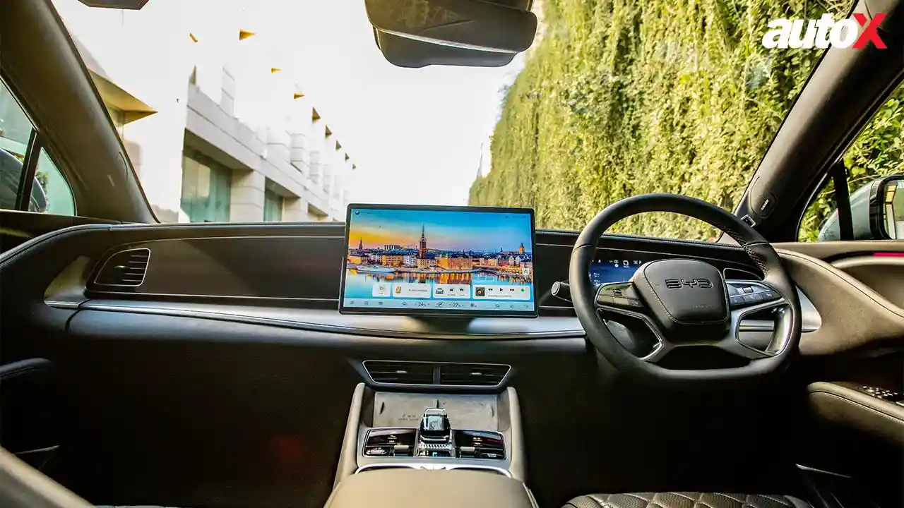 BYD Sealion 7-View-Of-Steering-Console-And-Instrumentation.jpg