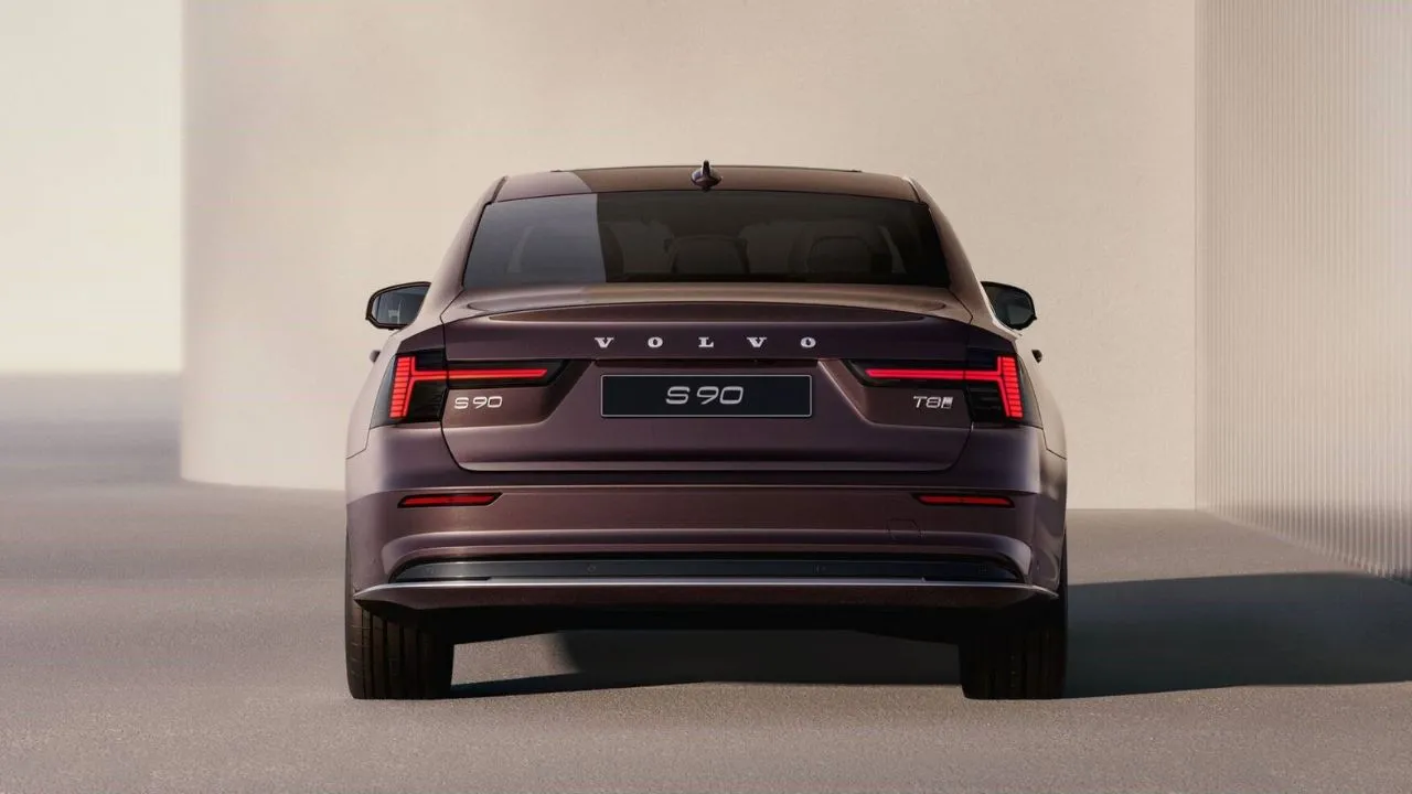 Volvo S90 Facelift Rear