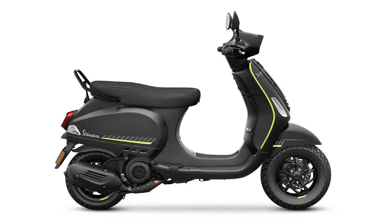 Vespa S 150 Nero-Black-Tech