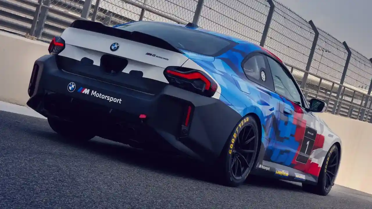 BMW M2 Racing Rear.jpg