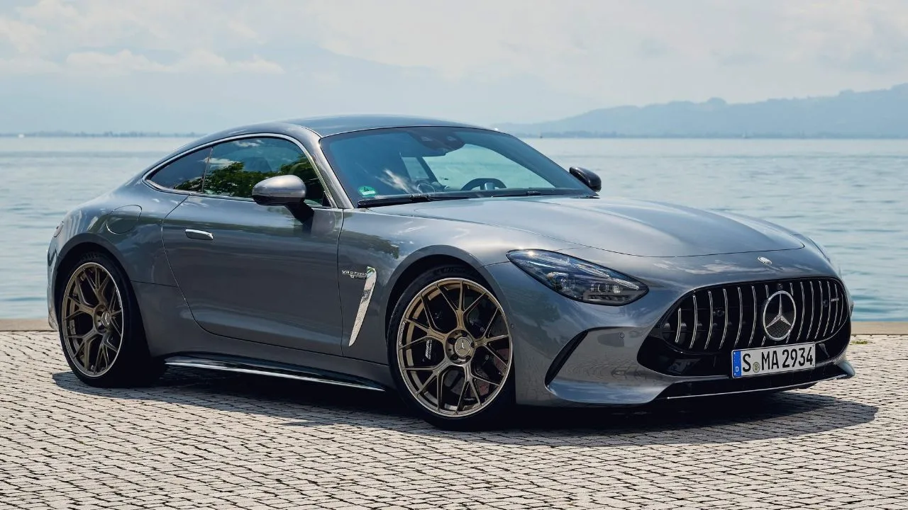 1746081096765 Cica Mercedes AMG GT 63
