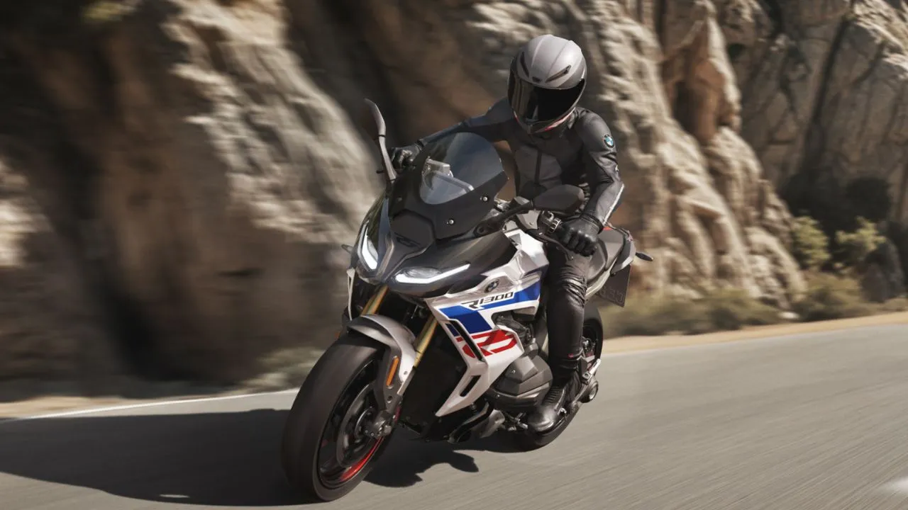 BMW R 1300 RS Front.jpg
