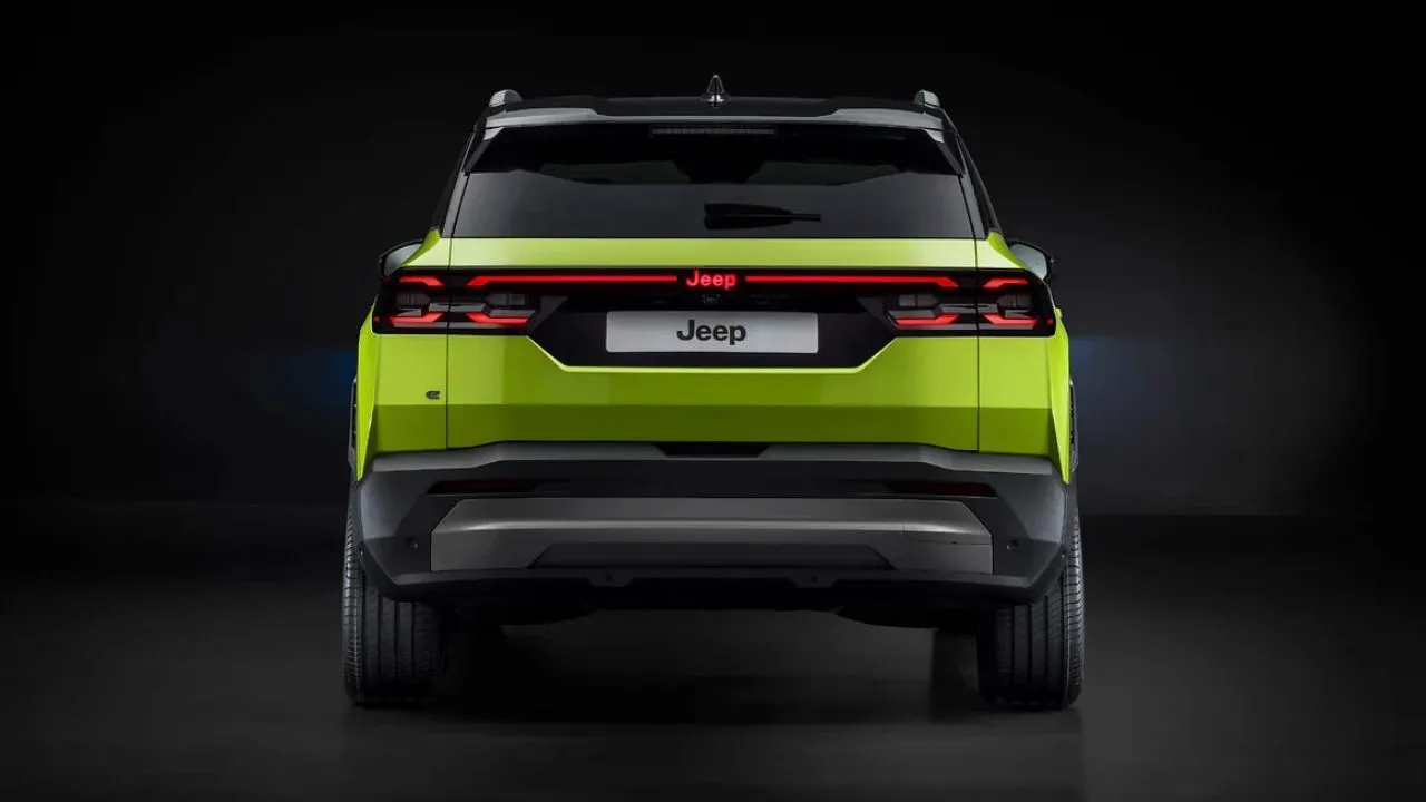 Next-Gen Jeep Compass Rear.jpg