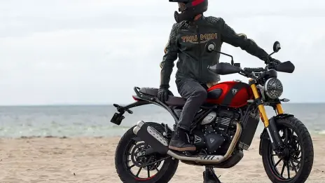 39vr Triumph Scrambler 400X New Colour