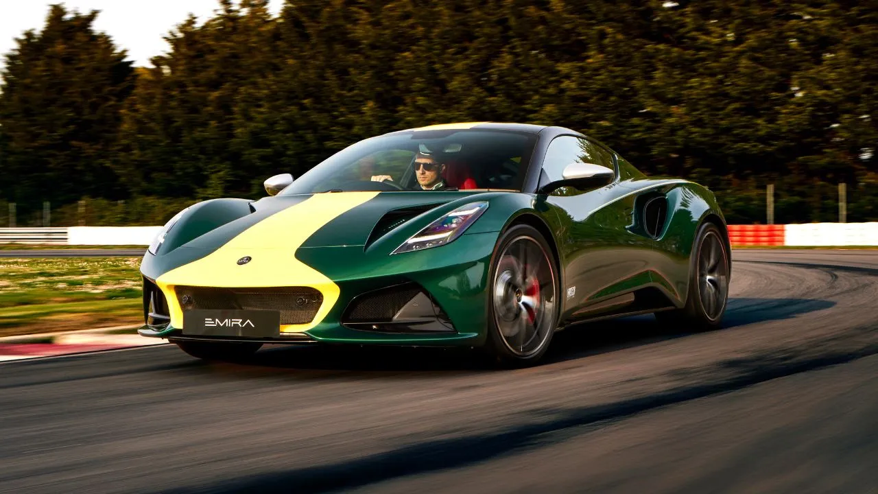 1746613587497 Mukb Lotus Emira Jim Clark Edition