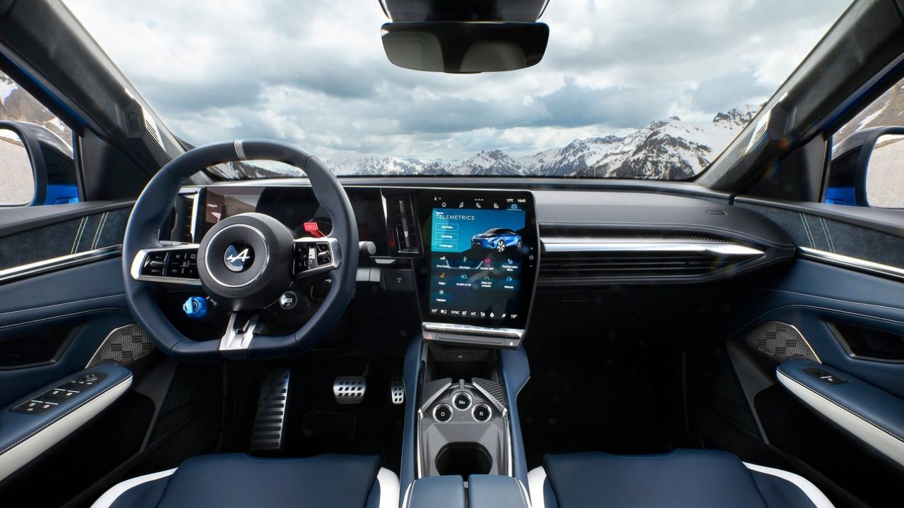Alpine A390 Interior.jpg