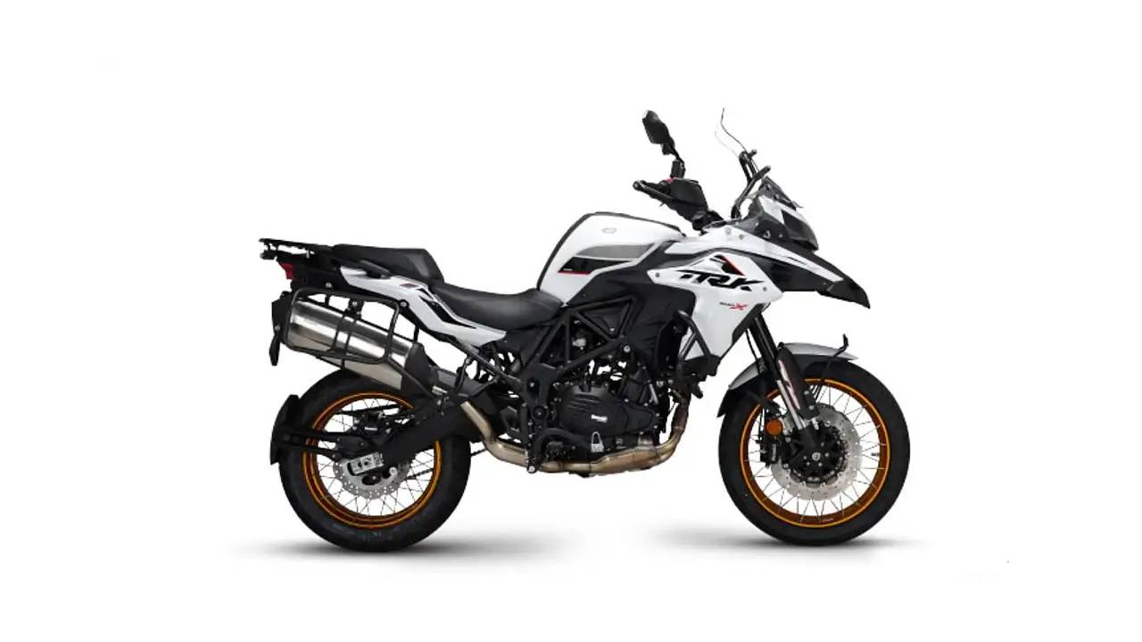 Benelli TRK 502X White