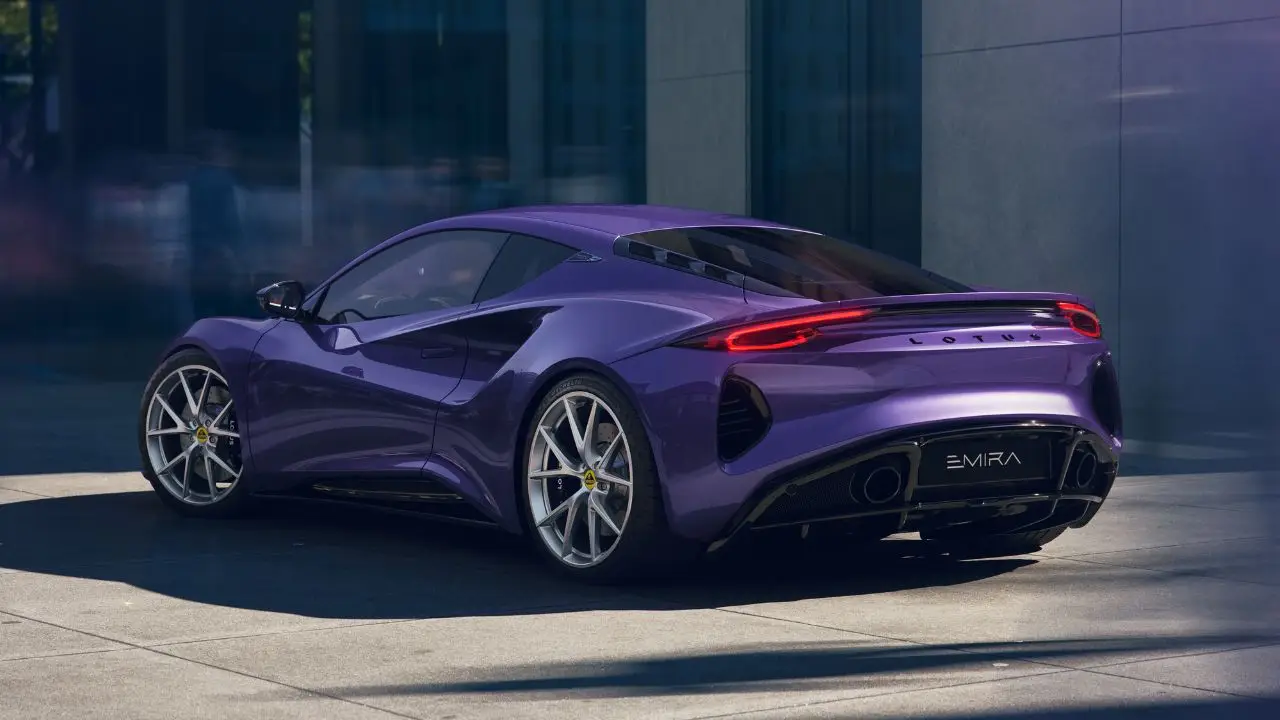 2026 Lotus Emira 1.jpg