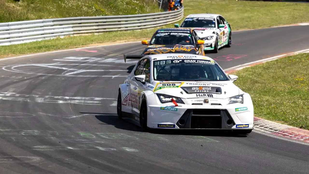 Akshay Gupta 24 Hours of Nurburgring.jpg