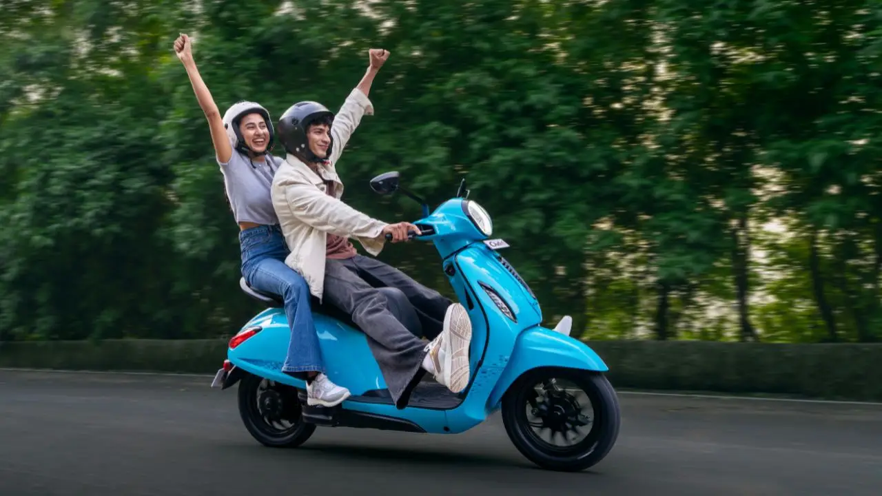 Bajaj Chetak 3001 1750151213744