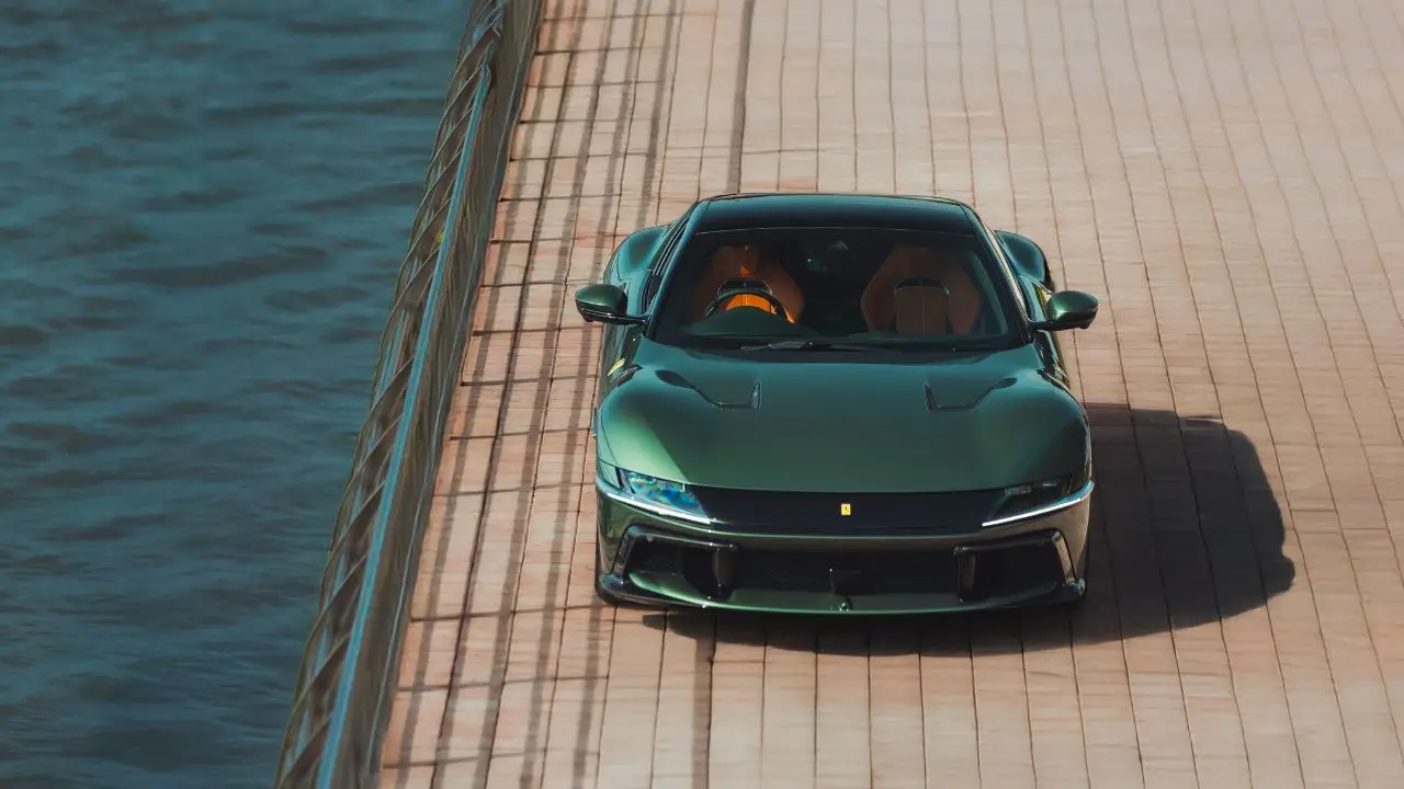 Ferrari 12Cilindri 1750421485287