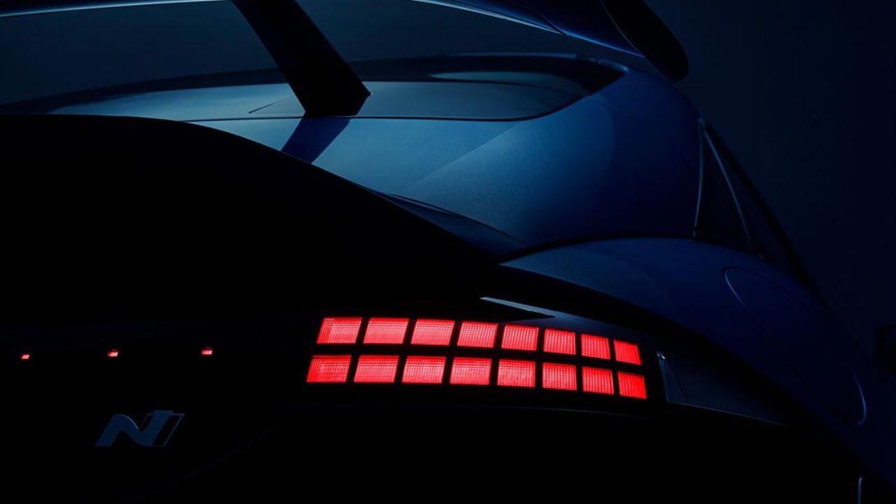 Hyundai Ioniq 6 N taillight.jpg