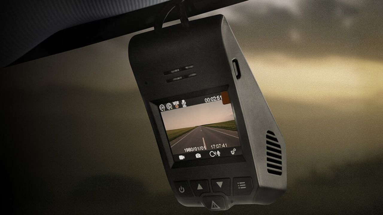 Jeep Grand Cherokee Signature Edition Dashcam.jpg