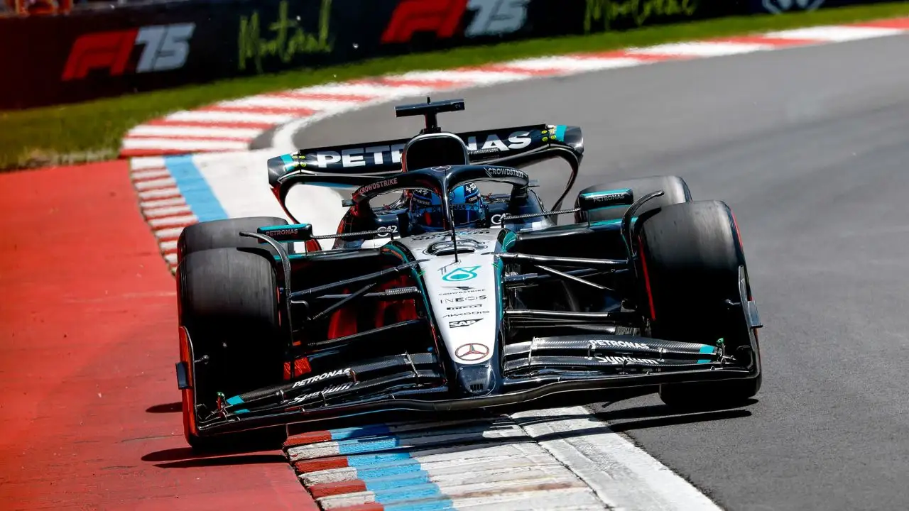 Mercedes F1 Driver George Russel 1750061617748