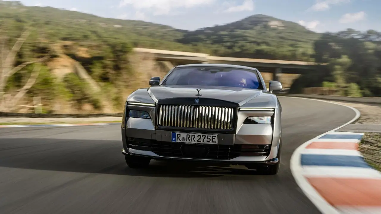 Rolls Royce Spectre Black Badge 1750678481352