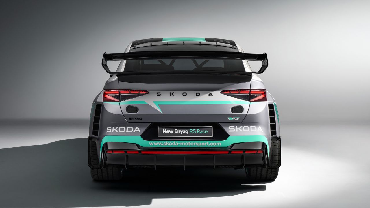 Skoda Enyaq RS Race Concept Rear.jpg