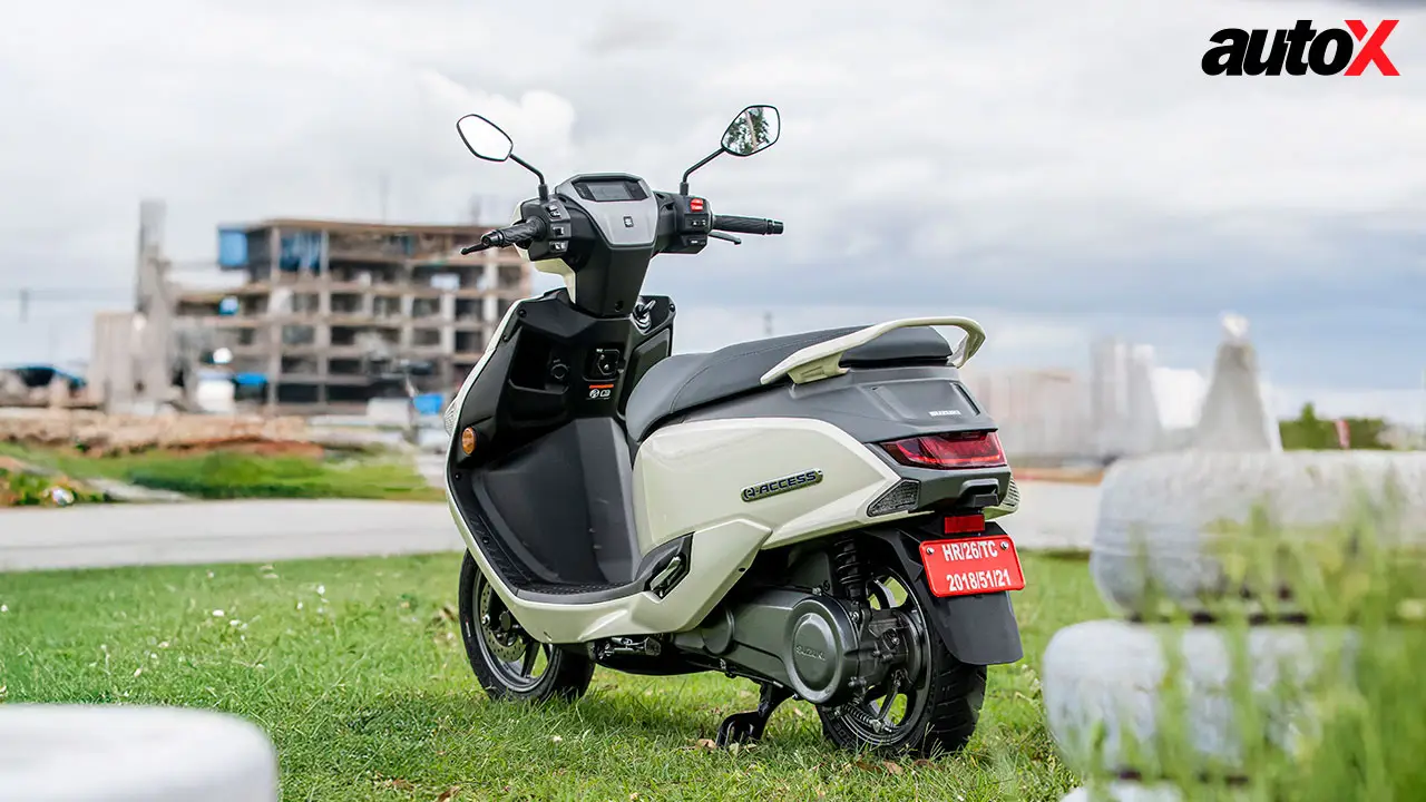 Suzuki e-Access-Stand-View2.jpg