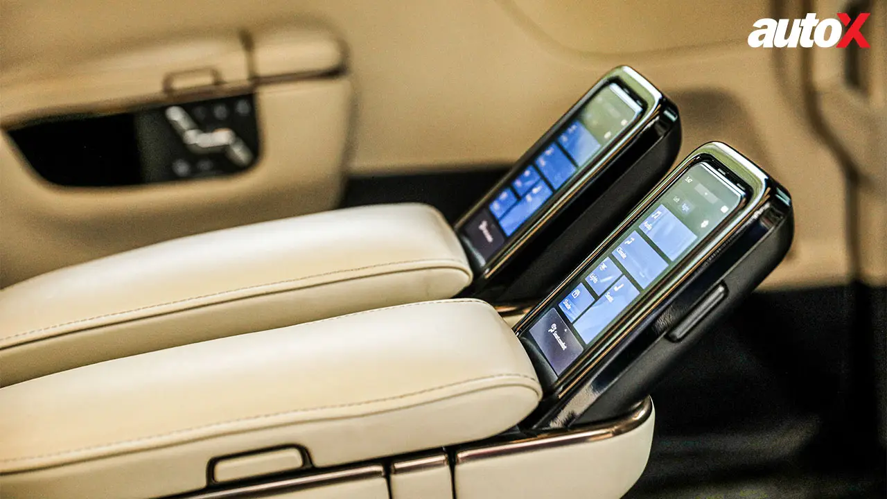 Toyota Vellfire-Interior.jpg