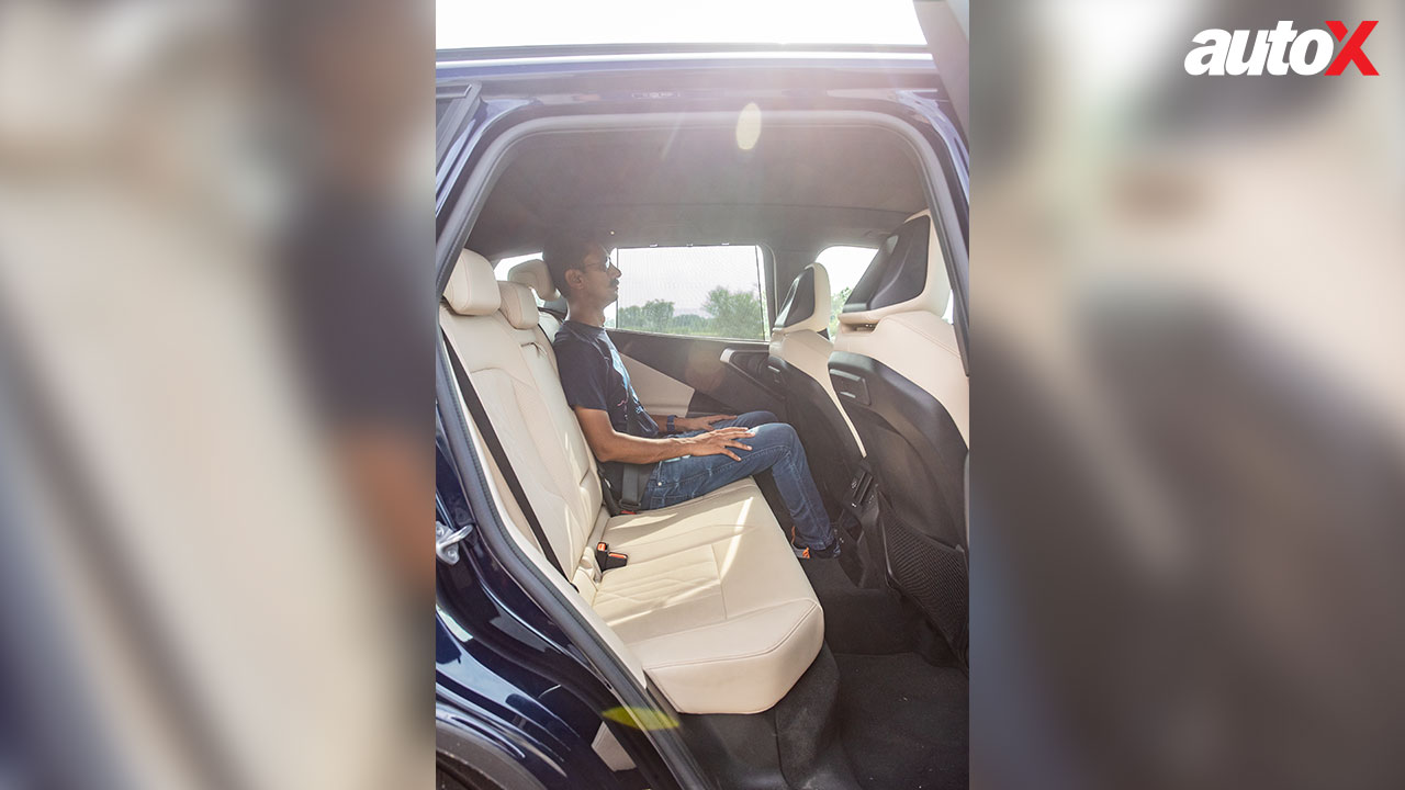 BMW X3-Rear-Seat-Space.jpg
