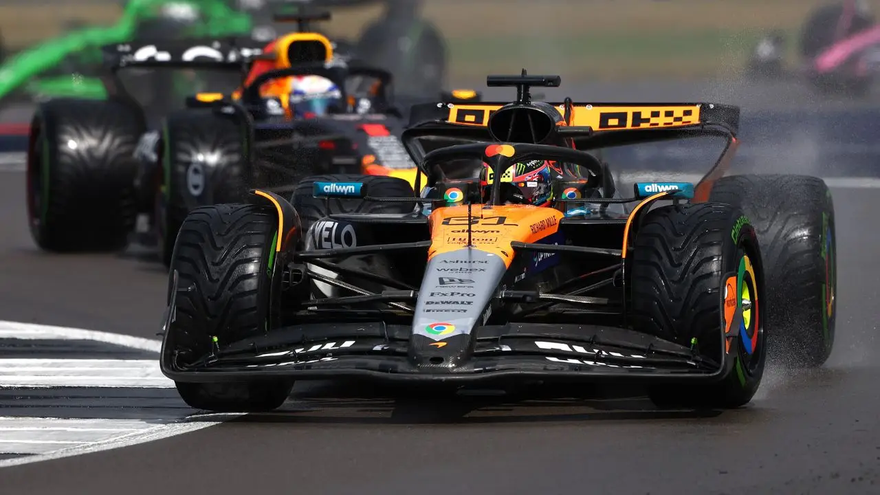 McLaren F1 Driver Oscar Piastri  1751889454281