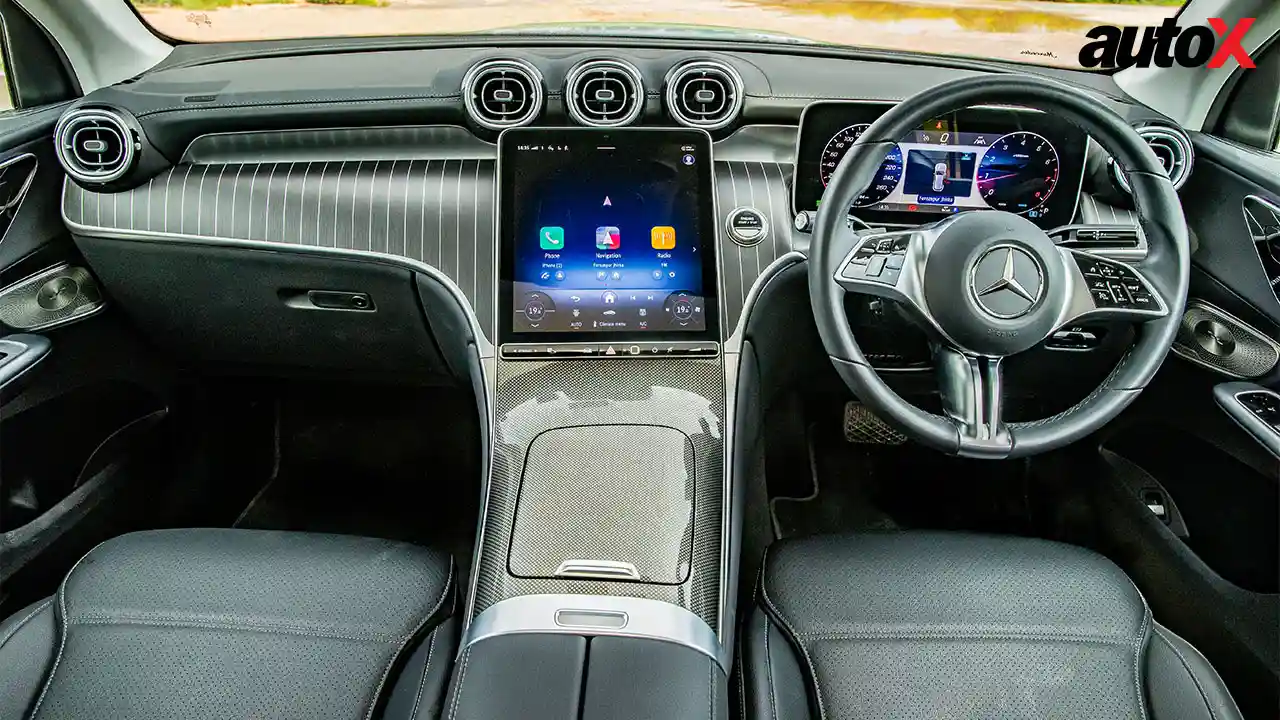 Mercedes-Benz GLC-View-Of-Steering-Console-And-Instrumentation.jpg