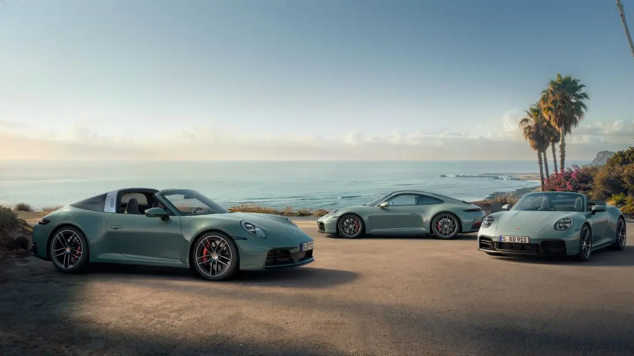 Porsche 911 Carrera 4S 1751623681151