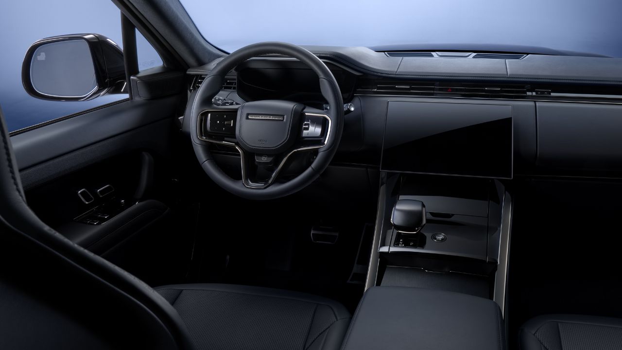 Range Rover Sport SV Black Edition Interior.jpg