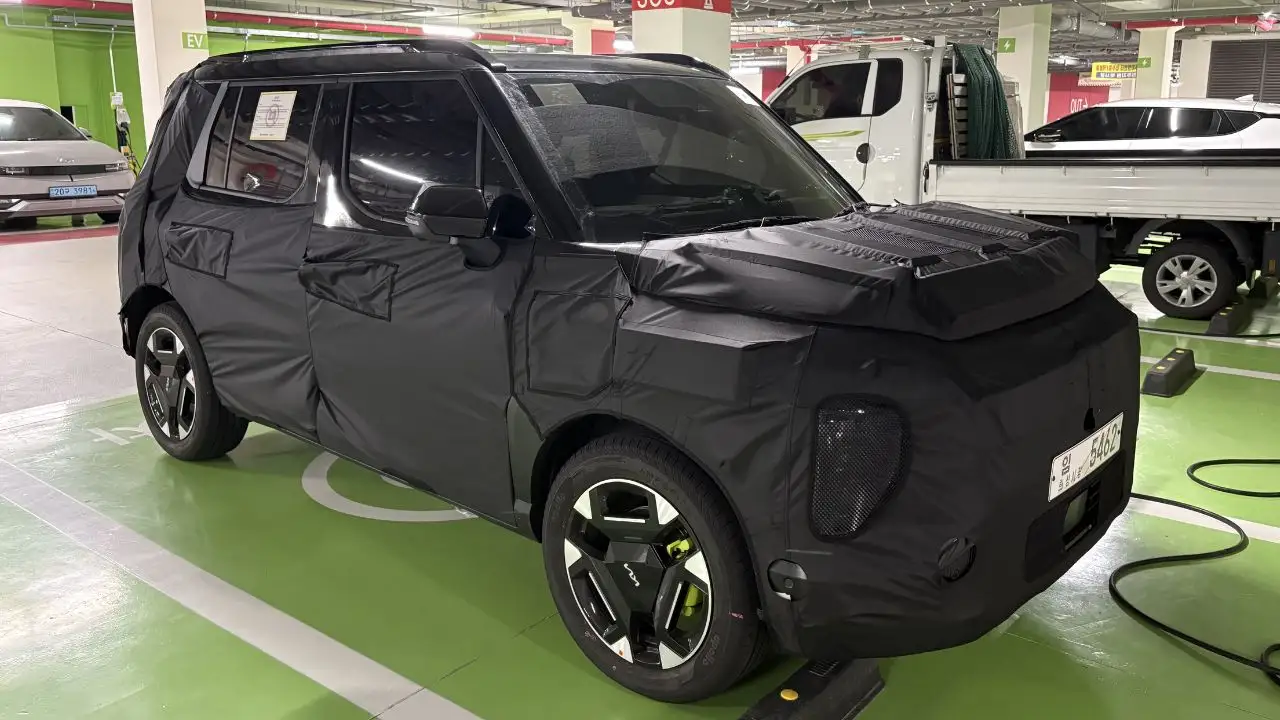 Kia Syros EV Spied 1754985693402