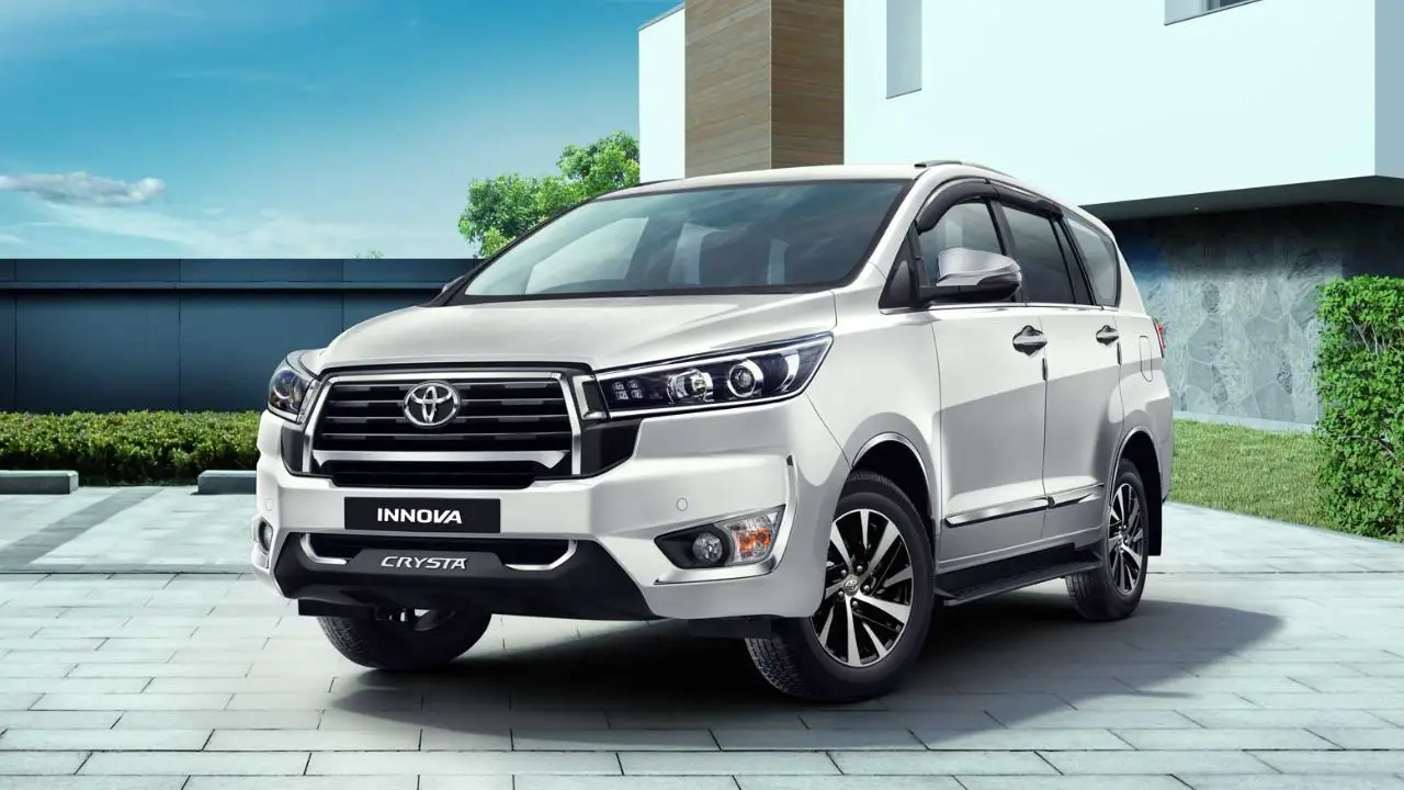 Toyota Innova Crysta 1754552641733