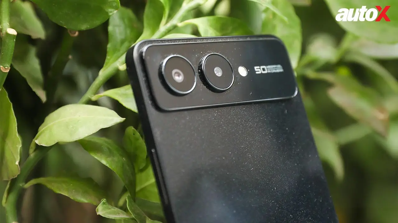 Lava Blaze AMOLED 2 cameras.jpg