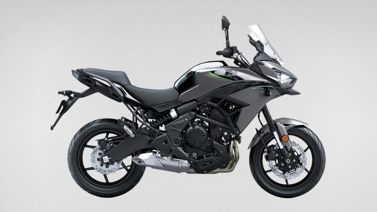 2026 Kawasaki Versys 650 (1).jpg