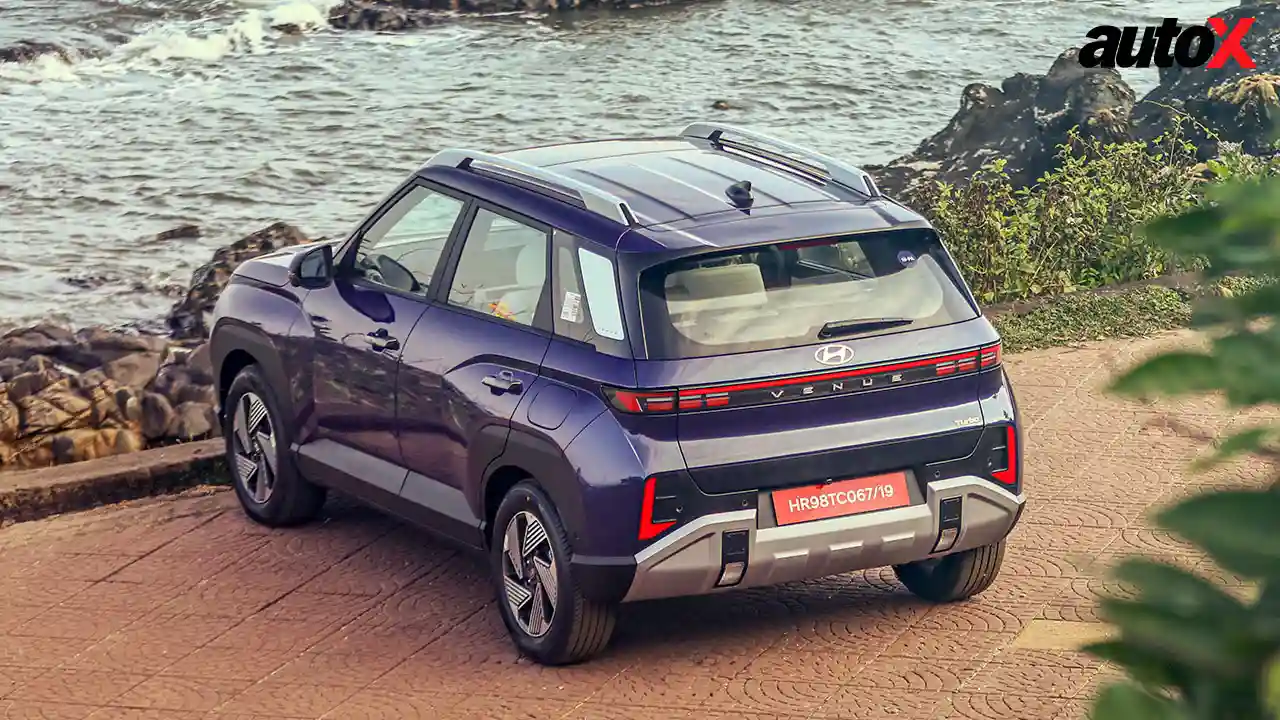 Hyundai Venue-Rear-Three-Quarter.jpg