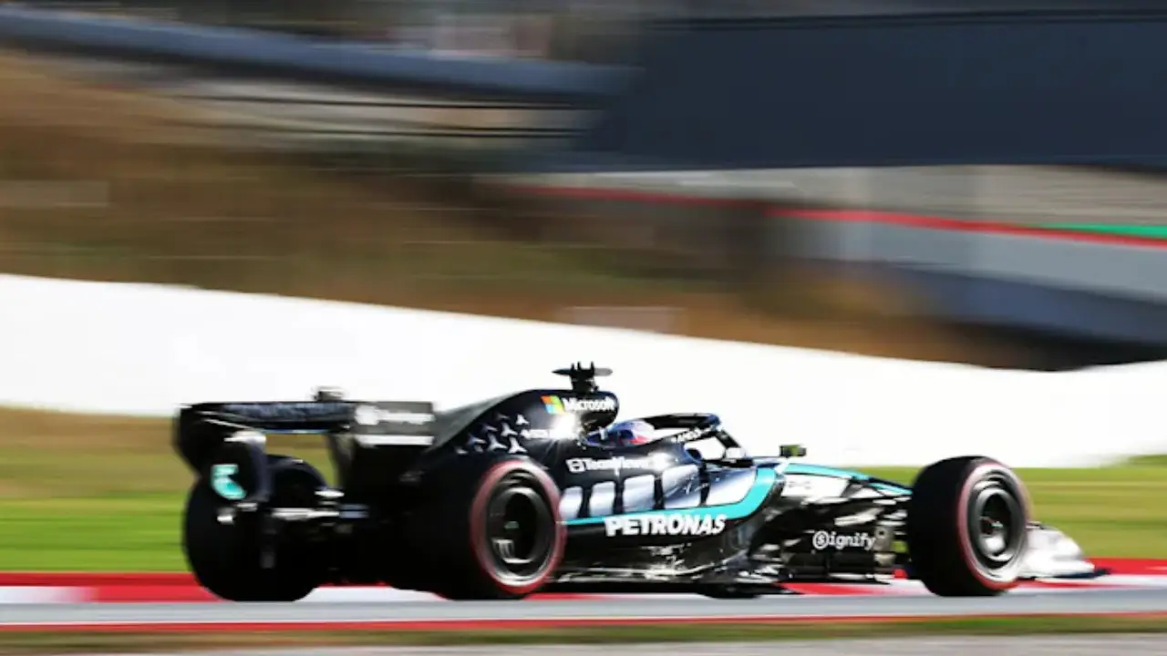 F1 Mercedes W17 (1).png
