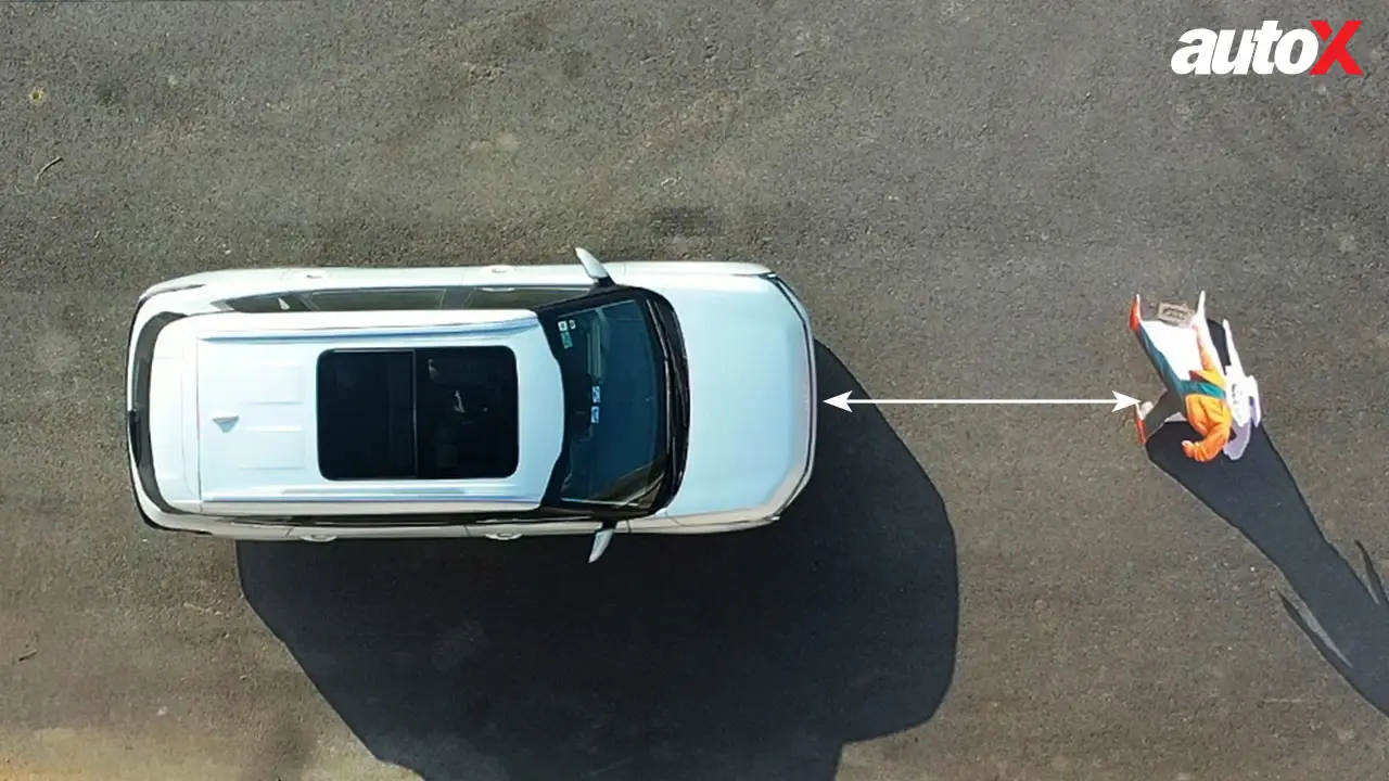 Kia Carens Clavis EV ADAS Pedestrian Test.jpg