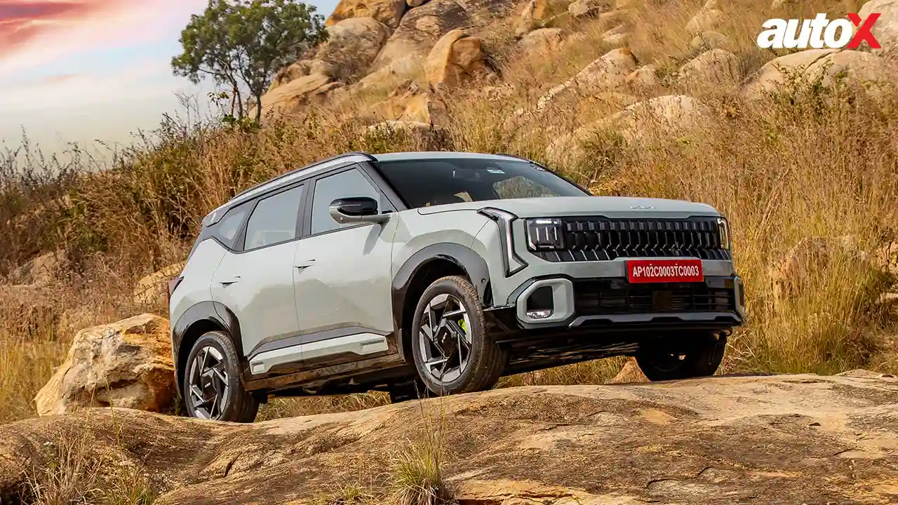 Kia Seltos_ Front-Three-Quarter.jpg