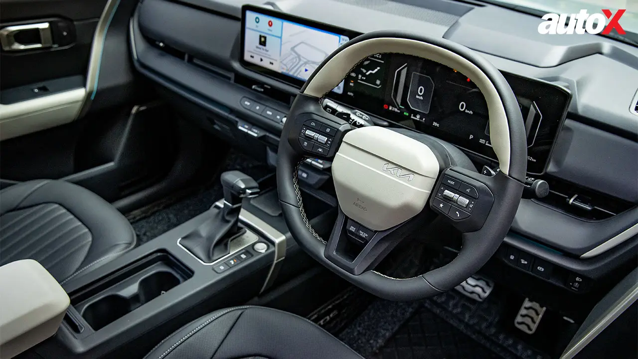 Kia Seltos_View-Of-Steering-Console-And-Instrumentation.jpg