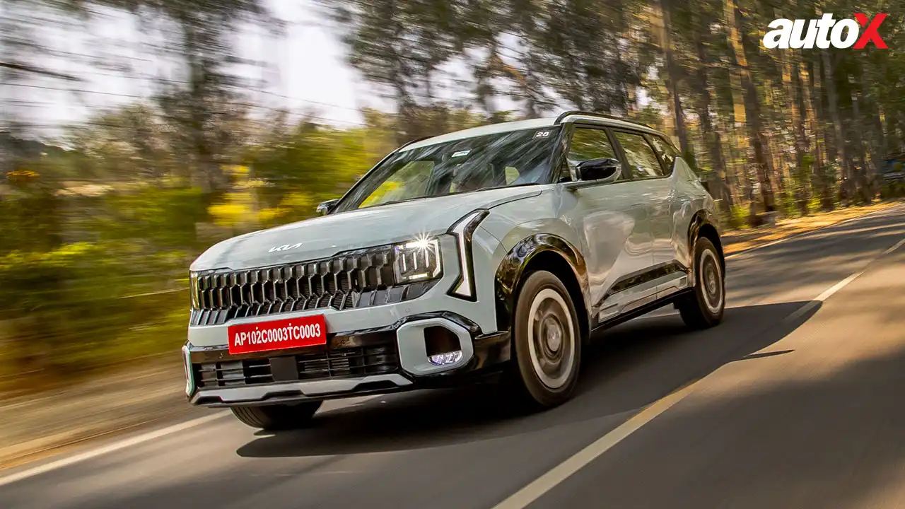 Kia Seltos_side-profile-dynamic.jpg